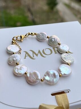 AMO Freshwater Coin Pearl Bracelet with Gold Beads — Iridescent White